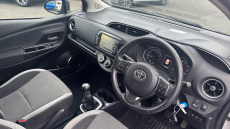Toyota Yaris 1.5 VVT-i Y20 5dr [Bi-tone] Petrol Hatchback